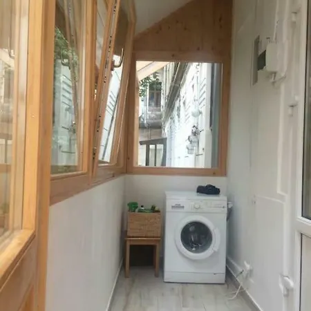Littel Studio In Old City Center * Брашов