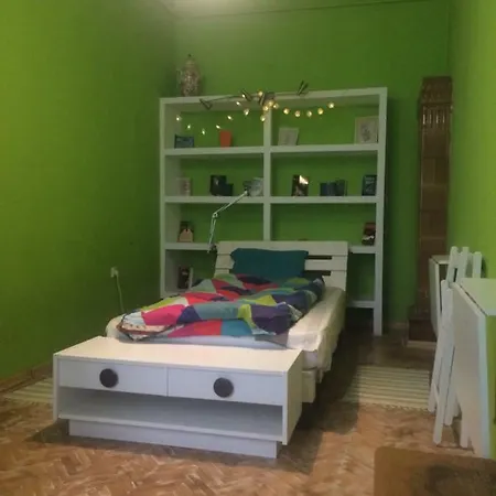 Littel Studio In Old City Center Апартаменти Брашов