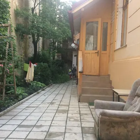 Littel Studio In Old City Center